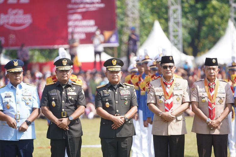 KSAD Jenderal TNI Dudung Abdurachman menghadiri Jambore Nasional XI Tahun 2022 di Cibubur, Jakarta Timur, dalam rangka memperingati Hari Pramuka ke-61, Minggu (14/8/2022). 