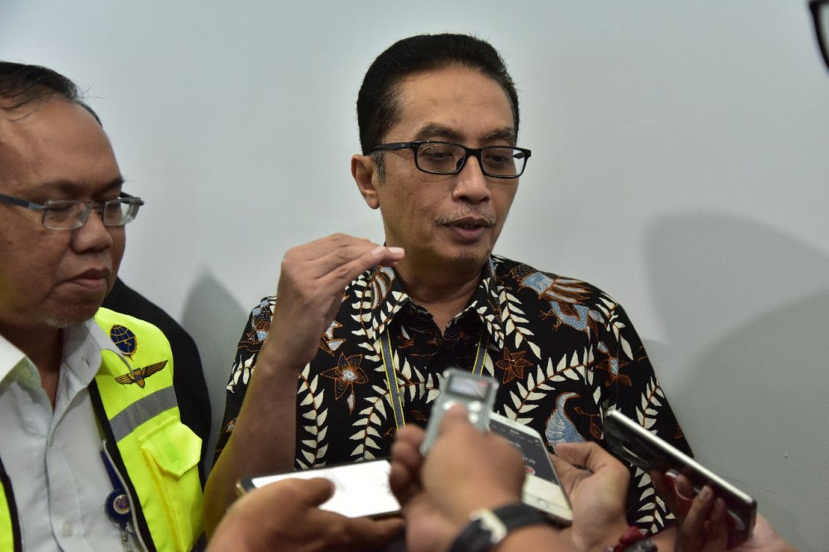 Pelaksana Tugas Dirjen Perhubungan Udara M. Pramintohadi Sukarno saat meninjau persiapan sektor penerbangan di Palembang, Rabu (1/8/2018).