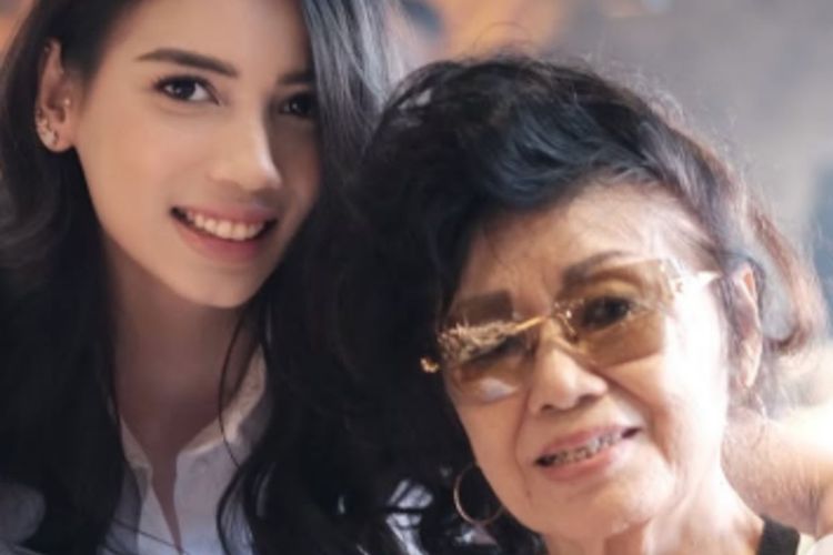 Ibunda Deddy Corbuzier Meninggal Dunia, Sabrina Chairunnisa Kenang Sosok Ibu Mertua 