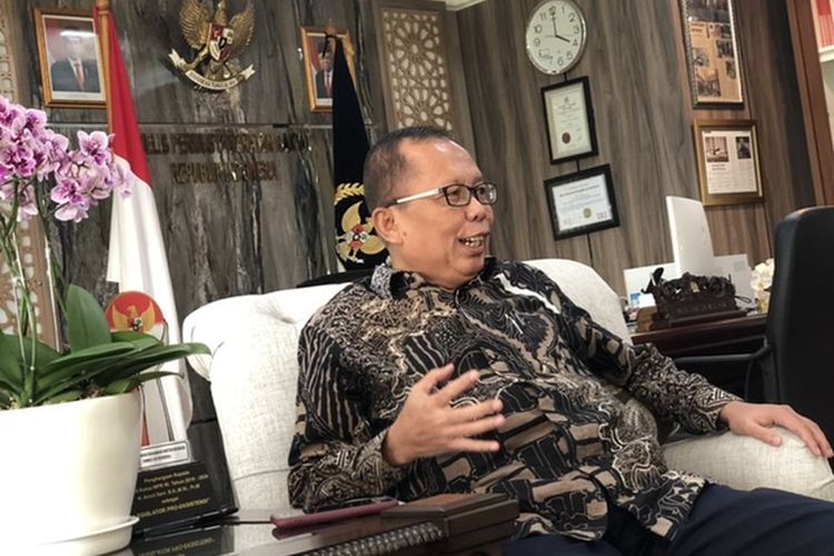 Wakil Ketua Umum PPP Arsul Sani di Kompleks Parlemen, Senayan, Jakarta, Selasa (8/8/2023). Arsul Sani terpilih menjadi satu-satunya nama yang diusulkan DPR menjadi hakim konstitusi.
