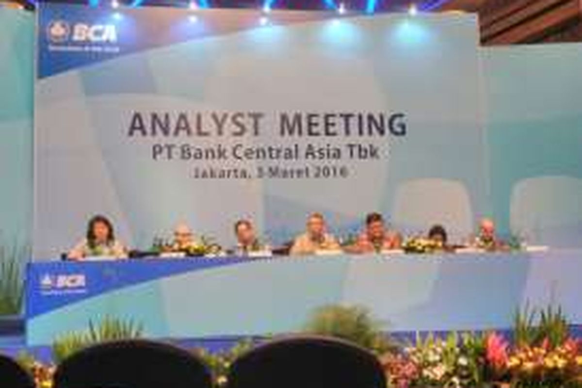 Paparan kinerja Bank Central Asia (BCA), Jakarta, Kamis (3/3/2016). Laba BCA sepanjang 2015 capai Rp 18 triliun, naik 9,3 persen dibandingkan 2014.