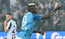 Napoli Siap Lepas Osimhen jika PSG Bawa Uang Rp 3,3 Triliun