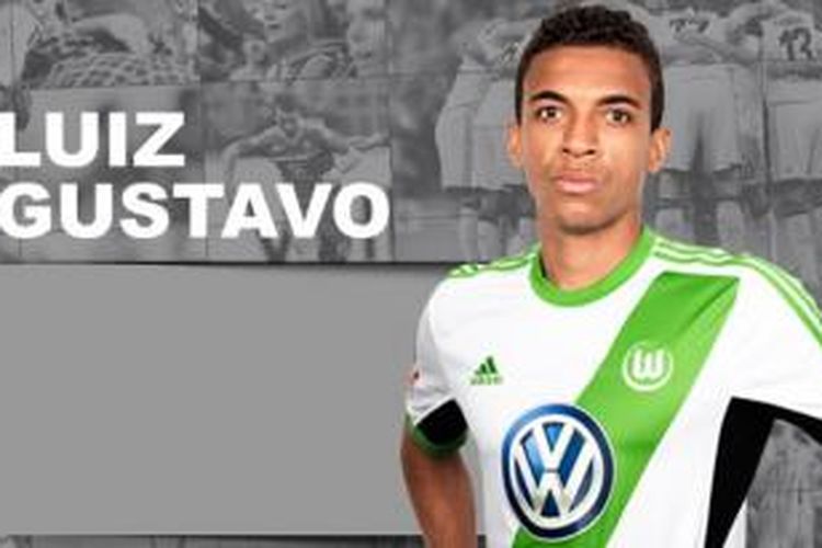 Gelandang Wolfsburg, Luiz Gustavo. 