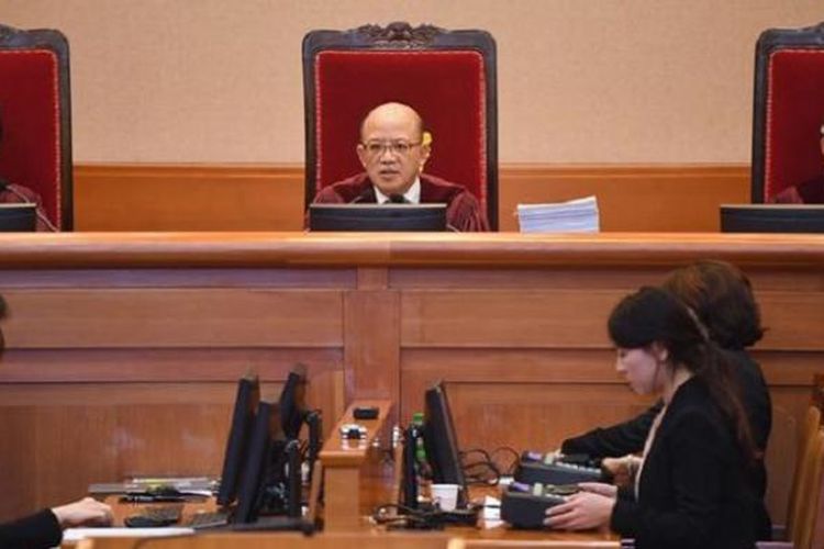 Mahkamah Konstitusi Korea Selatan telah secara resmi memulai sidang pemakzulan Presiden Park Geun-hye, Kamis (5/1/2017), tanpa kehadiran presiden.
