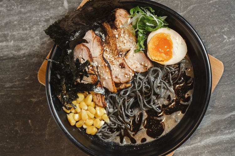 Tampilan menu Black Kurei-men di Kataramen