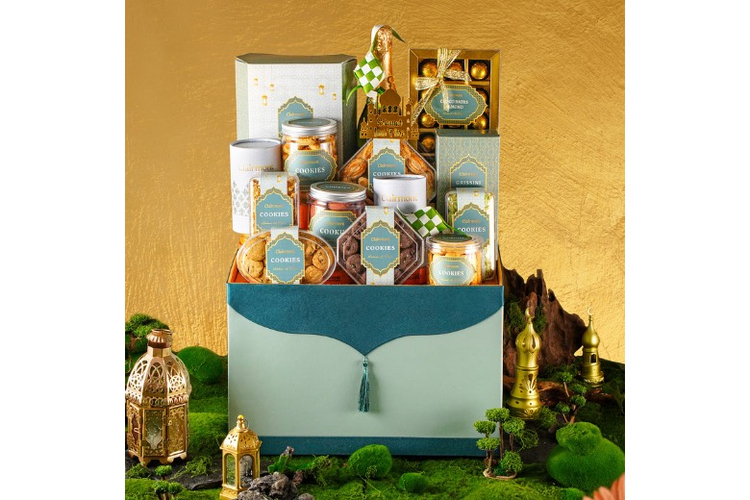 Tampilan hamper Royal Ramadhan dari Clairmont Patisserie untuk menghangatkan momen Ramadhan 2026.