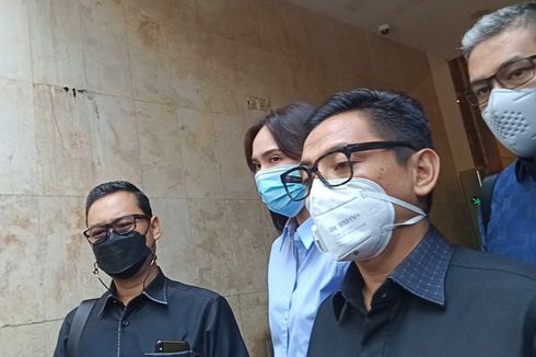 Shandy Aulia Janji Kooperatif soal Laporan Pencemaran Nama Baik dan Judi Online