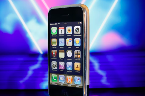 iPhone Generasi Pertama Dilelang, Laku Nyaris Rp 1 Miliar