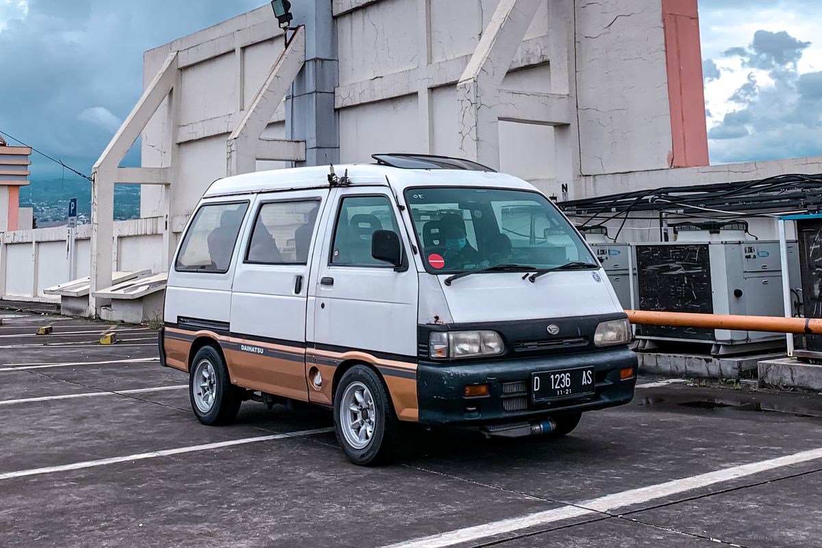 Daihatsu Zebra lansiran 1992