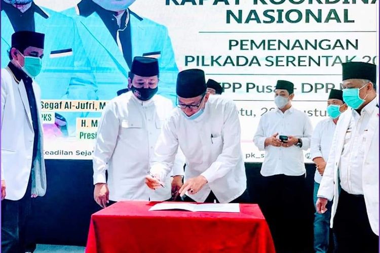 DPD PKS Jember resmi mendukung pasangan Hendy Siswanto-Gus Firjaun dalam Pilkada Jember
