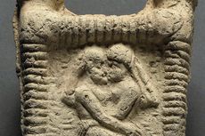 Ciuman Pertama yang Terekam Sejarah Terjadi 4.500 Tahun Lalu di Kawasan Timur Tengah