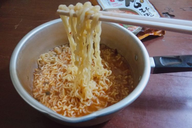 Ramyun rasa kedelai ala Korea. 