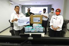 Petugas Medis dan Korban Banjir Citarum Dapat 20.000 Masker