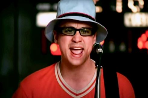 Lirik dan Chord Lagu Teenage Dirtbag - Wheatus