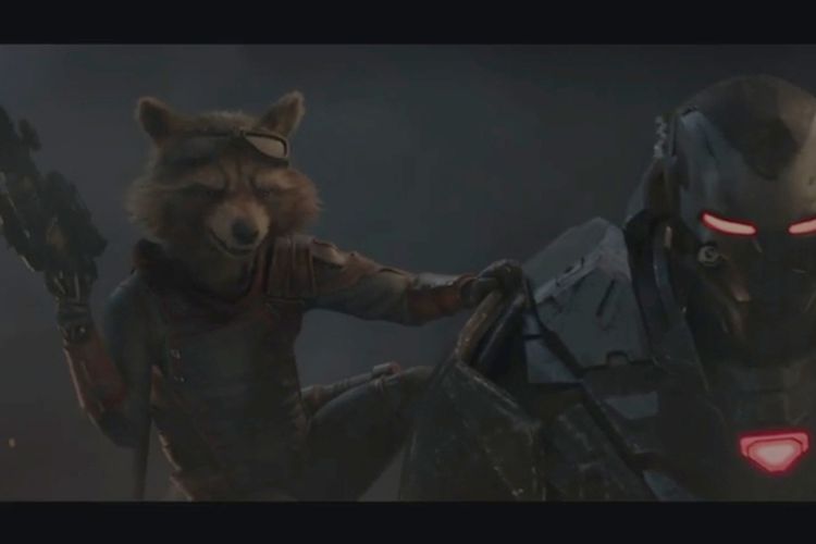 Dalam trailer Avengers: Endgame terbaru penggemar juga dapat melihat momen epik ketika Rocket Raccoon dan War Machine muncul bersama sambil membawa senjata.