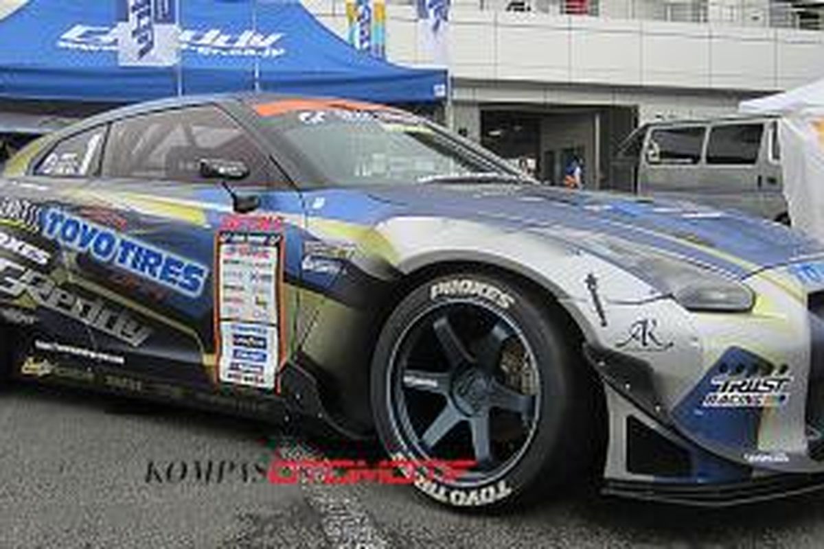 Mobil modifikasi pada ajang Nismo Festival, Fuji Speedway, Jepang, (30/11/2014)