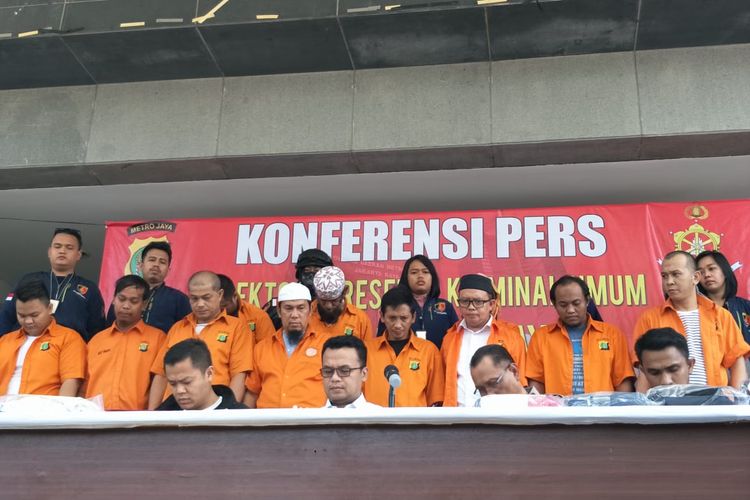 Konferensi pers pengungkapan kasus penganiayaan terhadap Ninoy Karundeng di Polda Metro Jaya, Jakarta Selatan, Selasa (22/10/2019).