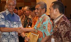 Ganjar Berantas Korupsi di Jateng dengan Umumkan Rapor Tiap Dinas