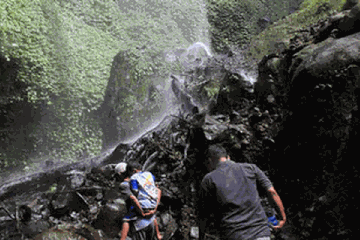 Air Terjun Madakaripura. 