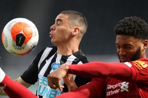 HT Newcastle Vs Liverpool - The Reds Belum Panas, Virgil van Dijk Jadi Penyelamat