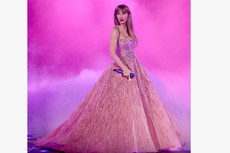 Taylor Swift Buka Tur The Eras dalam Gaun Zuhair Murad Bertabur Belian