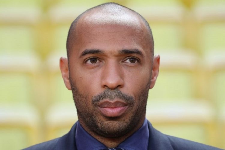 Thierry Henry baru saja ditunjuk AS Monaco sebagai pelatih anyar untuk menggantikan Leonardo Jardim yang dipecat pada Sabtu (13/10/2018). 