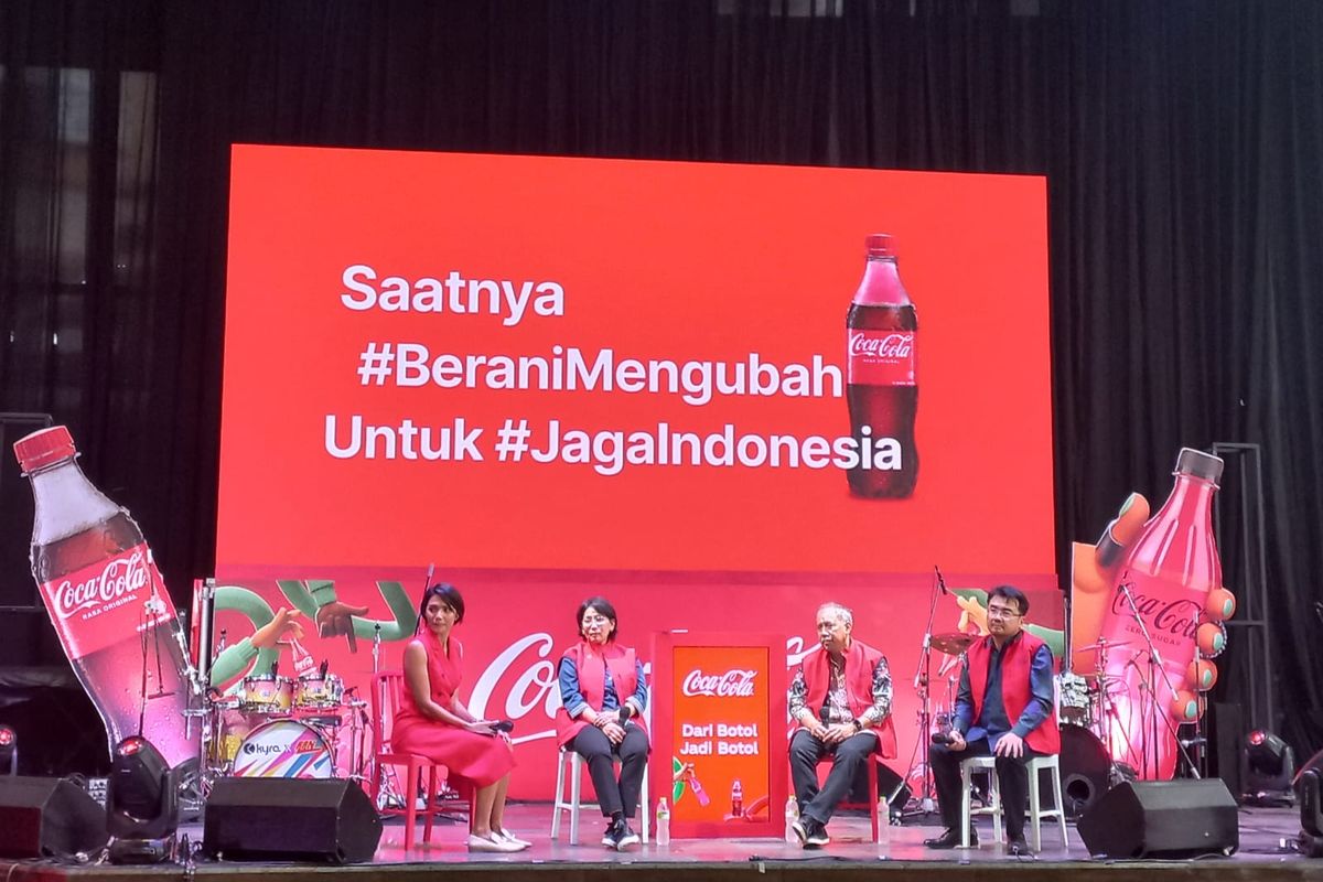 Konferensi pers Peluncuran Kemasan Baru Botol Plastik rPET Coca-Cola, Jumat (16/6/2023)