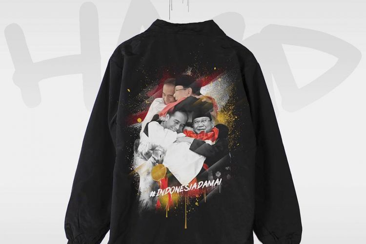 Jaket custom momen pelukan Jokowi-Prabowo by Never Too Lavish