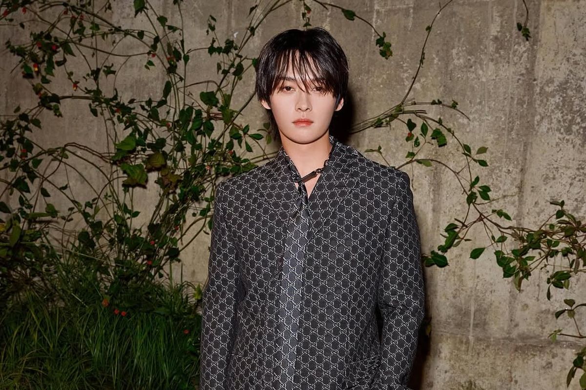 Lee Know Stray Kids saat menghadiri Gucci Cruise 2025 pada Selasa (13/5/2025) di Tate Modern, London, Inggris. Lee Know didapuk sebagai Global Brand Ambassador Gucci.