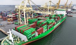 Pelindo Terminal Petikemas Siap Layani Logistik Lebaran 2025
