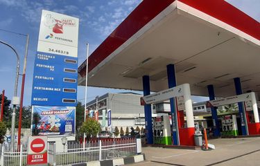 Perbandingan harga BBM Pertamina, Shell, Vivo, dan BP-AKR terbaru.