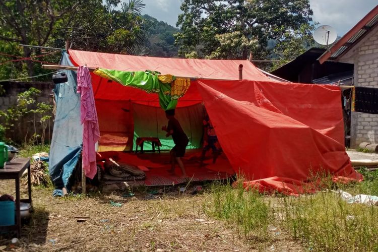 Warga Terdampak Gempa di Cibal Barat Butuh Terpal, Makanan, dan Obat-obatan