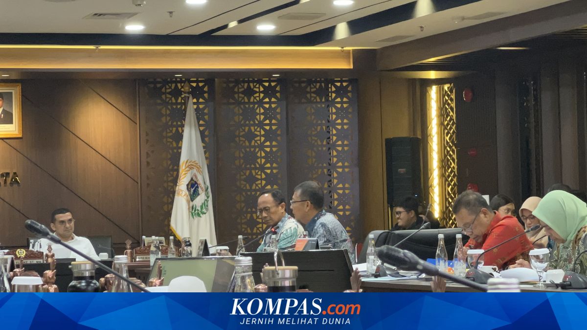 DPRD DKI Desak Pemprov Tangani Sampah Jakarta Usai Longsor Bantargebang