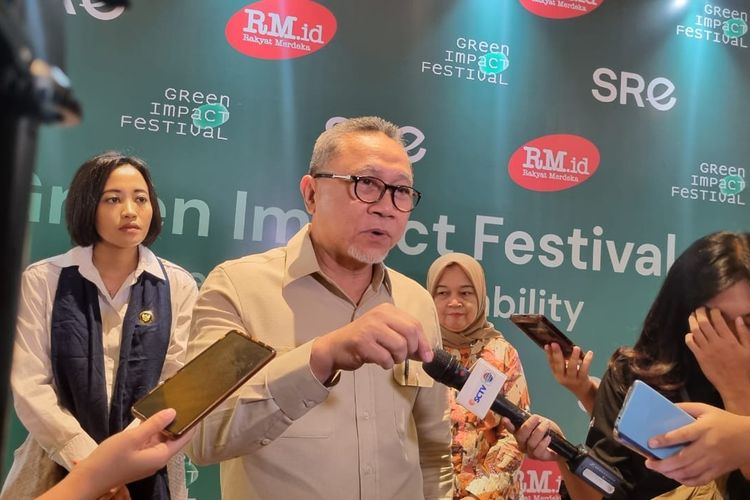 Menteri Koordinator Bidang Pangan Zulkifli Hasan saat ditemui di Djakarta Theatre, Jakarta, Kamis (24/7/2025).