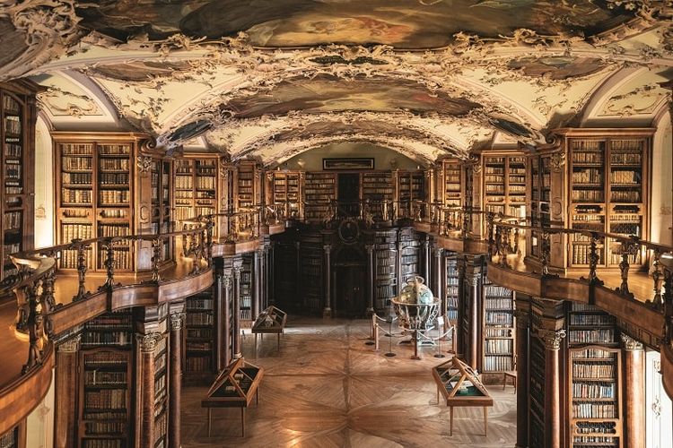 Suasana di dalam The Abbey Library 