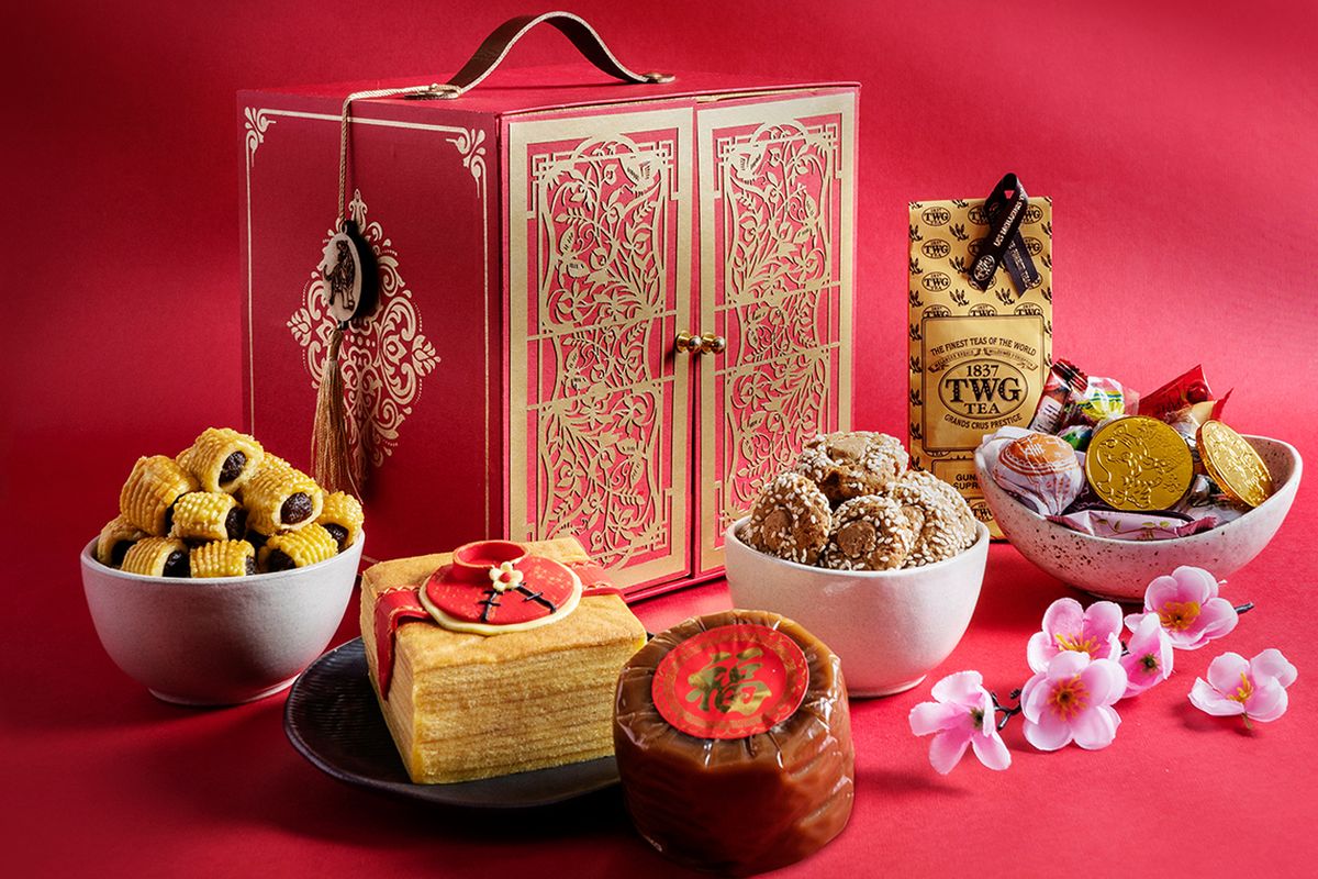 Chinese New Year Hampers atau hamper Imlek Hotel Indonesia Kempinski. 