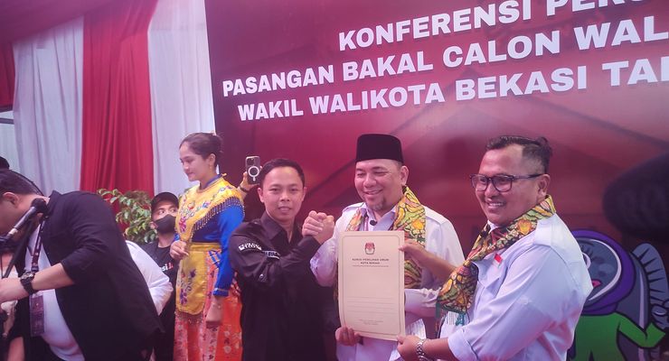 KPU Bekasi Terima Dokumen Pencalonan Heri-Sholihin untuk Pilkada 2024