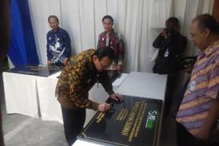 Untuk meningkatkan pelayanan, BPJS Kesehatan membuka lima kantor cabang baru di Indonesia secara serentak, Rabu (30/12/2015). Peresmian kantor dilakukan oleh Dirut BPJS Kesehatan Fahmi Idris.