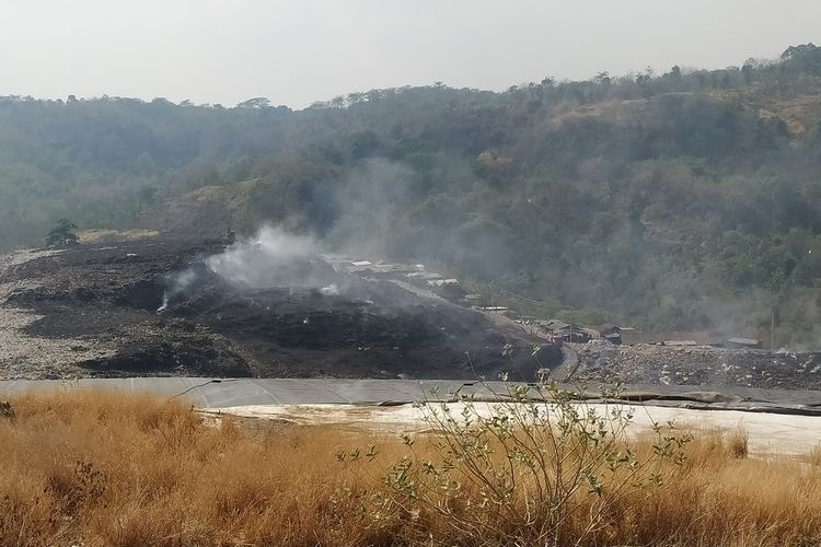 Kebakaran di TPA Jatibarang, Kota Semarang, Jawa Tengah 