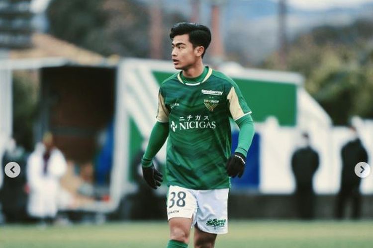 Pemain timnas Indonesia yang membela Tokyo Verdy, Pratama Arhan. Terkini, Pratama Arhan merasakan kekalahan dalam laga FC Tokyo vs Tokyo Verdy pada babak ketiga Emperor's Cup 2023 yang digelar di Ajinomoto Stadium, Tokyo, pada Rabu (13/7/2023) sore WIB. (Sumber foto: Tangkapan layar Instagram Pratama Arhan)