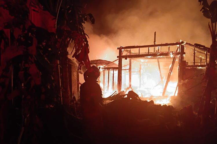 3 Rumah di Bojonegoro Ludes Terbakar, Kerugian Ditaksir Rp 170 Juta