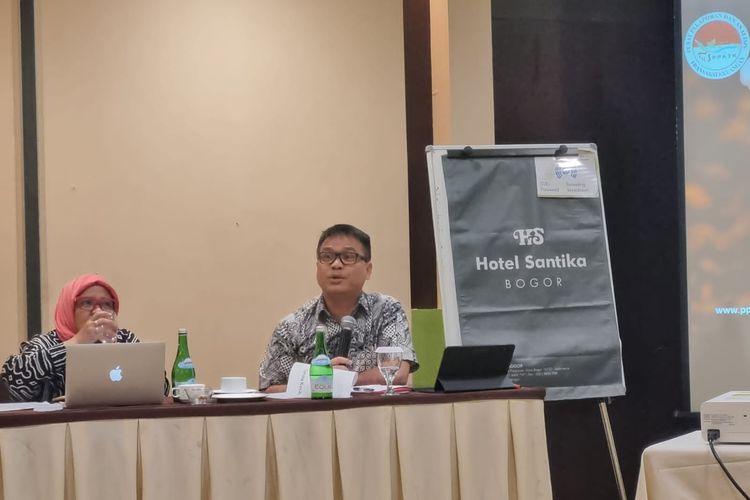 Direktur Analisis dan Pemeriksaan 1 PPATK, Beren Rukur Ginting dalam acara diskusi pencegahan pemberantasan TPPU di sektor green economi di Hotel Santika, Bogor, Jawa Barat, Selasa (27/6/2023)