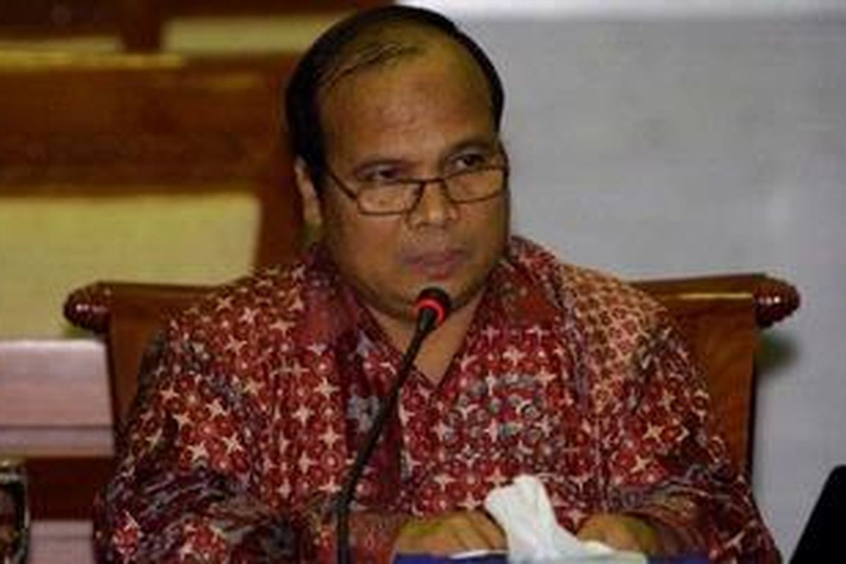 Mantan Kepala PPATK, Yunus Husein menjalani tes uji kelayakan dan kepatutan calon pimpinan Komisi Pemberantasan Korupsi di Komisi III DPR, Jakarta, Rabu (30/11/2011). Sebanyak 8 orang terpilih sebagi kandidat calon pimpinan KPK. 