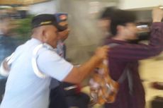 Orasi di Dalam Gedung DPR, Mahasiswa Diamankan Petugas Keamanan