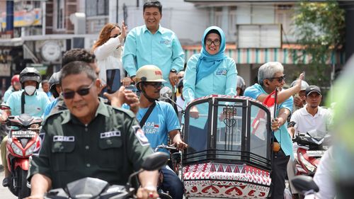 Resmi, Susanti dan Ronald Daftar Cawalkot dan Cawawalkot di KPU Pematangsiantar&nbsp;