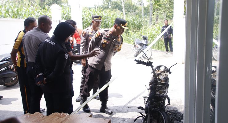 Rumah Relawan Prabowo-Gibran di Sumenep Diserang OTK, Kapolda Jatim Masih Selidiki Pelaku