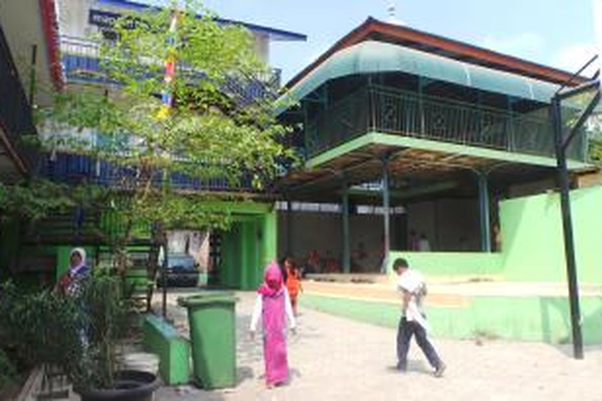 Musolah di Sekolah Master yang teranc digusur. Sabtu (5/9/2015).