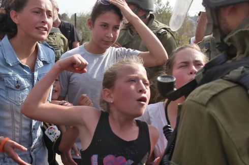 Disinformasi Video Anak Perempuan Palestina Dikaitkan dengan Perang Rusia-Ukraina