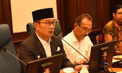 Emil Beberkan 3 Langkah untuk Tekan Angka Kemiskinan di Jabar