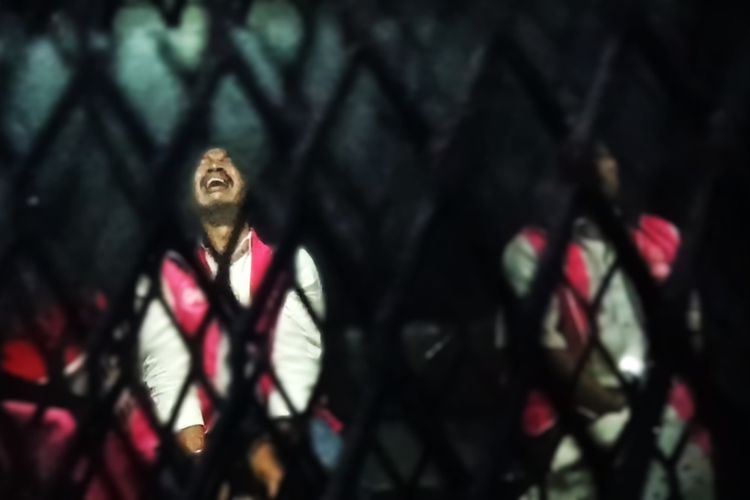 Jadi Tersangka Korupsi Pokir, Ketua DPRD Magetan Menangis di Mobil Tahanan